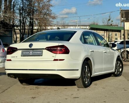 Белый Фольксваген Пассат, объемом двигателя 2 л и пробегом 176 тыс. км за 12500 $, фото 4 на Automoto.ua