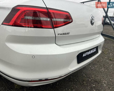 Белый Фольксваген Пассат, объемом двигателя 2 л и пробегом 120 тыс. км за 22000 $, фото 13 на Automoto.ua