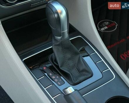 Білий Фольксваген Пассат, об'ємом двигуна 2 л та пробігом 145 тис. км за 18500 $, фото 37 на Automoto.ua