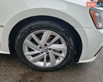 Белый Фольксваген Пассат, объемом двигателя 1.98 л и пробегом 167 тыс. км за 11650 $, фото 19 на Automoto.ua