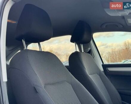 Белый Фольксваген Пассат, объемом двигателя 2 л и пробегом 90 тыс. км за 12800 $, фото 74 на Automoto.ua