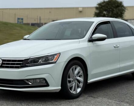 Фольксваген Пассат 2018 в Львове на Automoto.ua Белый Фольксваген Пассат, объемом двигателя 2 л и пробегом 48 тыс. км за 11300 $, фото 2 на Automoto.ua