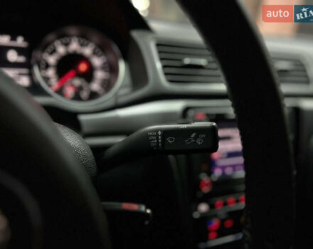 Білий Фольксваген Пассат, об'ємом двигуна 1.98 л та пробігом 143 тис. км за 13800 $, фото 24 на Automoto.ua