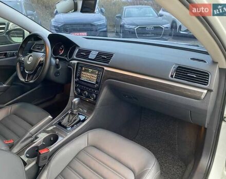 Білий Фольксваген Пассат, об'ємом двигуна 2 л та пробігом 73 тис. км за 17900 $, фото 8 на Automoto.ua