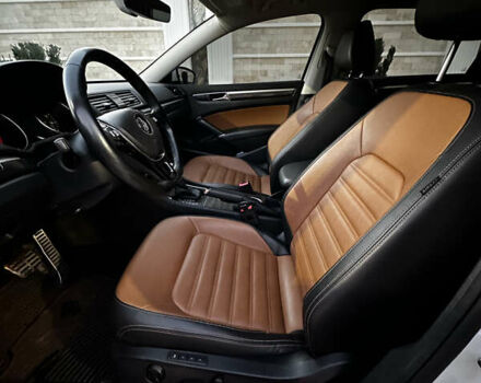 Белый Фольксваген Пассат, объемом двигателя 2 л и пробегом 54 тыс. км за 24350 $, фото 20 на Automoto.ua