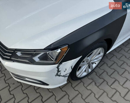 Белый Фольксваген Пассат, объемом двигателя 2 л и пробегом 214 тыс. км за 10800 $, фото 9 на Automoto.ua