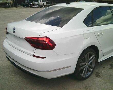 Белый Фольксваген Пассат, объемом двигателя 2 л и пробегом 222 тыс. км за 13900 $, фото 6 на Automoto.ua