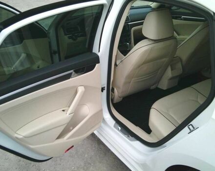 Белый Фольксваген Пассат, объемом двигателя 2 л и пробегом 222 тыс. км за 13900 $, фото 16 на Automoto.ua