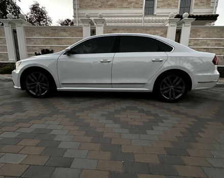 Белый Фольксваген Пассат, объемом двигателя 2 л и пробегом 54 тыс. км за 24350 $, фото 9 на Automoto.ua