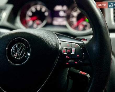 Білий Фольксваген Пассат, об'ємом двигуна 1.98 л та пробігом 143 тис. км за 12900 $, фото 27 на Automoto.ua