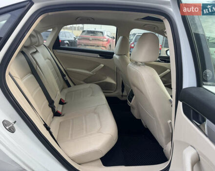 Белый Фольксваген Пассат, объемом двигателя 2 л и пробегом 214 тыс. км за 10800 $, фото 29 на Automoto.ua