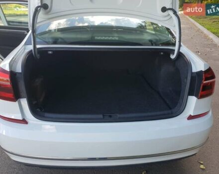 Білий Фольксваген Пассат, об'ємом двигуна 2 л та пробігом 108 тис. км за 15700 $, фото 6 на Automoto.ua
