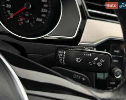 Белый Фольксваген Пассат, объемом двигателя 2 л и пробегом 198 тыс. км за 18950 $, фото 110 на Automoto.ua