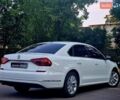 Белый Фольксваген Пассат, объемом двигателя 1.98 л и пробегом 70 тыс. км за 13499 $, фото 10 на Automoto.ua