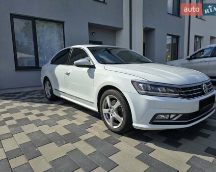 Білий Фольксваген Пассат, об'ємом двигуна 1.98 л та пробігом 127 тис. км за 15300 $, фото 3 на Automoto.ua