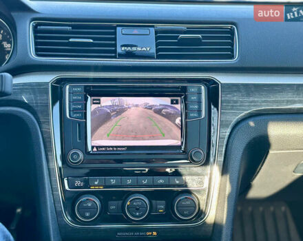 Білий Фольксваген Пассат, об'ємом двигуна 2 л та пробігом 176 тис. км за 12500 $, фото 13 на Automoto.ua