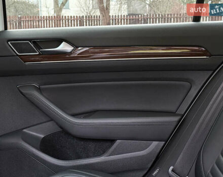 Белый Фольксваген Пассат, объемом двигателя 1.97 л и пробегом 98 тыс. км за 21500 $, фото 54 на Automoto.ua