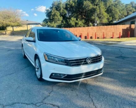 Білий Фольксваген Пассат, об'ємом двигуна 2 л та пробігом 44 тис. км за 10400 $, фото 2 на Automoto.ua