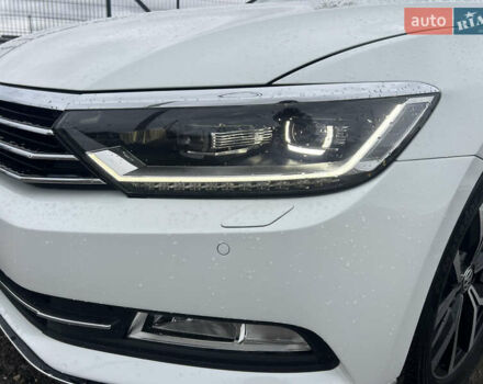 Белый Фольксваген Пассат, объемом двигателя 2 л и пробегом 120 тыс. км за 22000 $, фото 10 на Automoto.ua