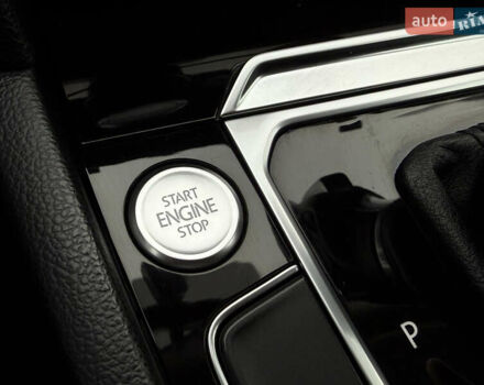 Белый Фольксваген Пассат, объемом двигателя 2 л и пробегом 198 тыс. км за 18950 $, фото 114 на Automoto.ua