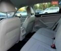 Білий Фольксваген Пассат, об'ємом двигуна 2 л та пробігом 145 тис. км за 18500 $, фото 15 на Automoto.ua