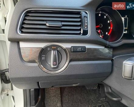 Білий Фольксваген Пассат, об'ємом двигуна 2 л та пробігом 73 тис. км за 17900 $, фото 13 на Automoto.ua