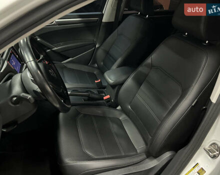 Білий Фольксваген Пассат, об'ємом двигуна 1.98 л та пробігом 143 тис. км за 13800 $, фото 21 на Automoto.ua