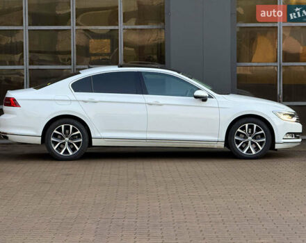 Белый Фольксваген Пассат, объемом двигателя 1.97 л и пробегом 98 тыс. км за 21500 $, фото 8 на Automoto.ua