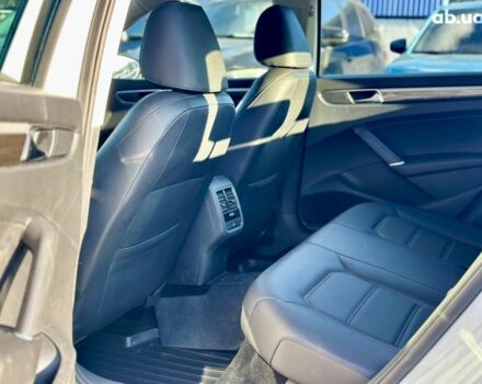 Белый Фольксваген Пассат, объемом двигателя 2 л и пробегом 176 тыс. км за 12500 $, фото 15 на Automoto.ua