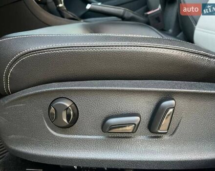 Білий Фольксваген Пассат, об'ємом двигуна 3.6 л та пробігом 72 тис. км за 17490 $, фото 18 на Automoto.ua