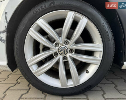 Белый Фольксваген Пассат, объемом двигателя 2 л и пробегом 214 тыс. км за 10800 $, фото 12 на Automoto.ua