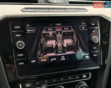 Белый Фольксваген Пассат, объемом двигателя 2 л и пробегом 198 тыс. км за 18950 $, фото 101 на Automoto.ua