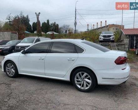 Білий Фольксваген Пассат, об'ємом двигуна 2 л та пробігом 152 тис. км за 16690 $, фото 7 на Automoto.ua