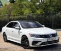 Білий Фольксваген Пассат, об'ємом двигуна 2 л та пробігом 114 тис. км за 15299 $, фото 2 на Automoto.ua