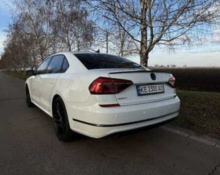 Белый Фольксваген Пассат, объемом двигателя 1.98 л и пробегом 121 тыс. км за 13700 $, фото 2 на Automoto.ua