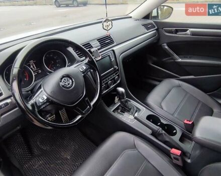 Білий Фольксваген Пассат, об'ємом двигуна 2 л та пробігом 195 тис. км за 14200 $, фото 3 на Automoto.ua