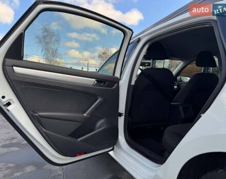 Белый Фольксваген Пассат, объемом двигателя 2 л и пробегом 90 тыс. км за 12800 $, фото 47 на Automoto.ua