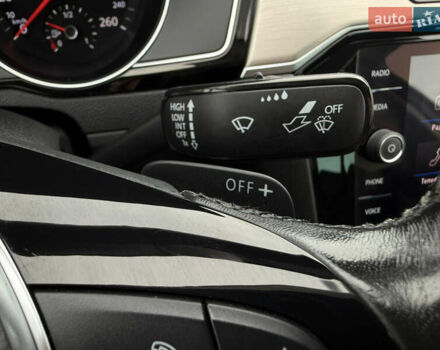 Белый Фольксваген Пассат, объемом двигателя 2 л и пробегом 198 тыс. км за 18950 $, фото 111 на Automoto.ua