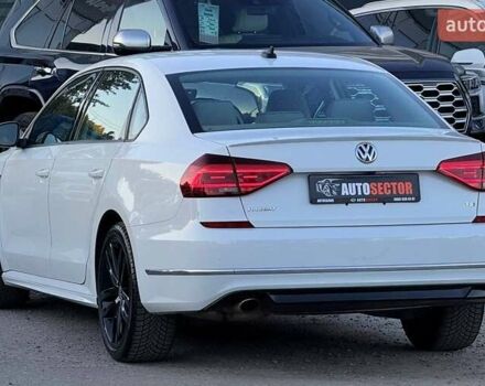 Білий Фольксваген Пассат, об'ємом двигуна 2 л та пробігом 145 тис. км за 18500 $, фото 6 на Automoto.ua