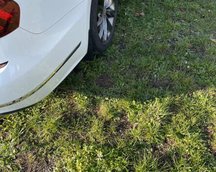 Белый Фольксваген Пассат, объемом двигателя 2 л и пробегом 132 тыс. км за 13200 $, фото 7 на Automoto.ua