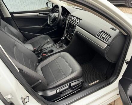 Білий Фольксваген Пассат, об'ємом двигуна 2 л та пробігом 70 тис. км за 11999 $, фото 11 на Automoto.ua