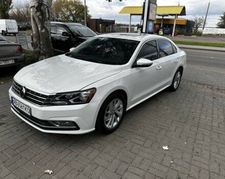Білий Фольксваген Пассат, об'ємом двигуна 2 л та пробігом 71 тис. км за 13900 $, фото 5 на Automoto.ua