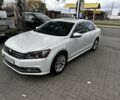 Білий Фольксваген Пассат, об'ємом двигуна 2 л та пробігом 71 тис. км за 13900 $, фото 5 на Automoto.ua