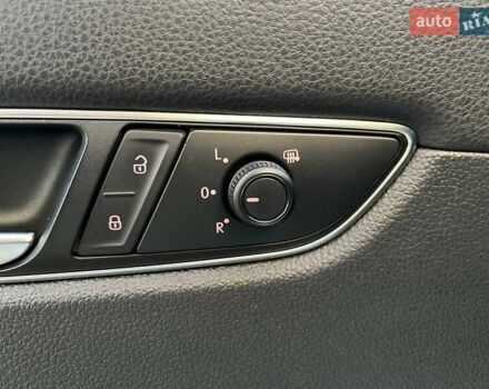 Білий Фольксваген Пассат, об'ємом двигуна 3.6 л та пробігом 72 тис. км за 17490 $, фото 16 на Automoto.ua