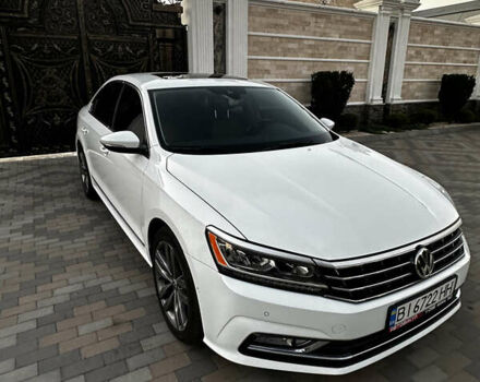 Белый Фольксваген Пассат, объемом двигателя 2 л и пробегом 54 тыс. км за 24350 $, фото 6 на Automoto.ua