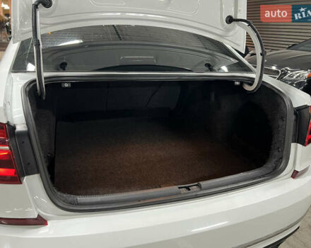 Білий Фольксваген Пассат, об'ємом двигуна 1.98 л та пробігом 143 тис. км за 13800 $, фото 43 на Automoto.ua