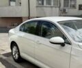Белый Фольксваген Пассат, объемом двигателя 1.8 л и пробегом 112 тыс. км за 18000 $, фото 1 на Automoto.ua