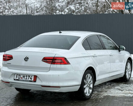 Белый Фольксваген Пассат, объемом двигателя 2 л и пробегом 198 тыс. км за 18950 $, фото 50 на Automoto.ua