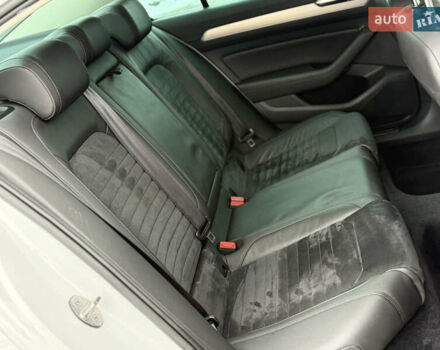 Белый Фольксваген Пассат, объемом двигателя 2 л и пробегом 198 тыс. км за 18950 $, фото 74 на Automoto.ua