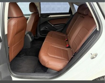 Белый Фольксваген Пассат, объемом двигателя 2 л и пробегом 80 тыс. км за 17999 $, фото 8 на Automoto.ua